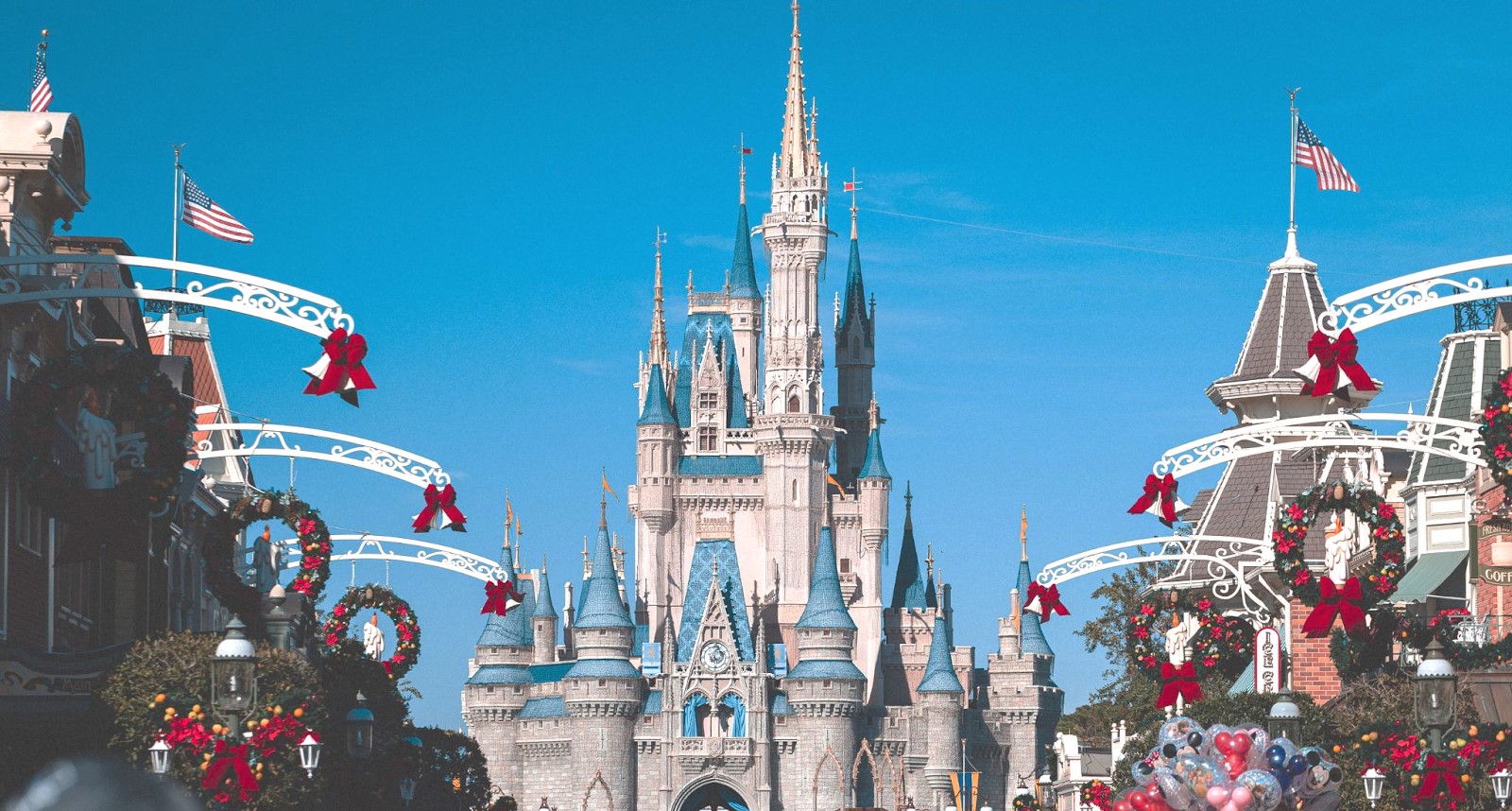 Disneyland, theme park design competition