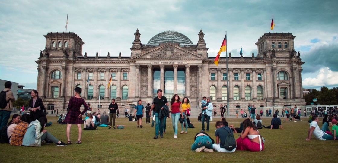 Design a hall of justice which embodies the values of democracy