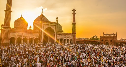 religious building, public architecture, architecture of a prayer hall, design a prayer hall, bring together, Sacral architecture is the prime location of fostering community relations in a locality.