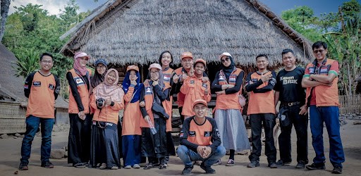 Volunteers around the world offer a wide range to service to communities and people in need