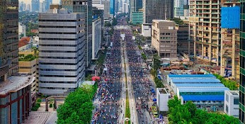 indonesia natural or cultural heritage temporary exhibitions related interpretation centre many interpretation centres cultural heritage interpretation centers unlike traditional museums visitor interpretive center main presentation strategy interpretive centers